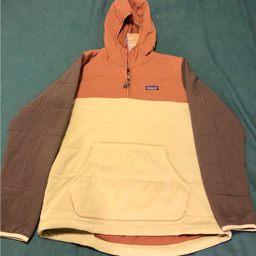 Patagonia Men’s Pack in Pullover Hoody